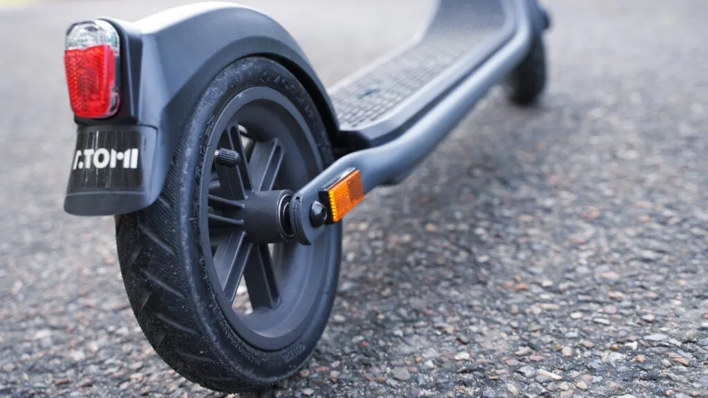 Atomi E20ย Review: A Hidden-Gem Entry-level Scooter 37 Atomi E20 rear tire