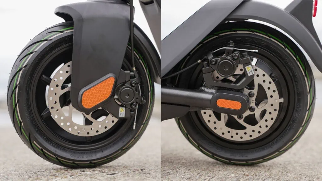 NIU KQi3 Pro Review: A Level-Up For Commuter Scooters 55 Disc brakes on the NIU KQi3 Pro