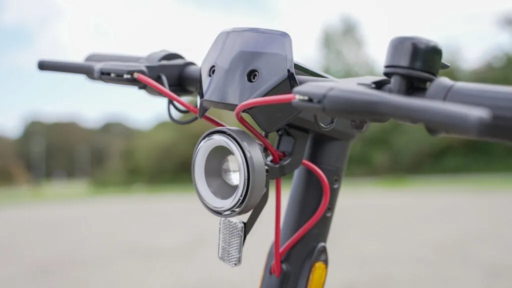 NIU KQi3 Max Review: Gold Standard of Commuter Scooters 68 Headlight on NIU KQi3 Max