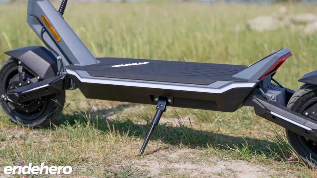 Punk Rider Pro Review: A New Mid-Range Champion? 32 Kickstand on Punk Rider Pro electric scooter