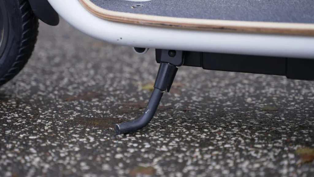 Fluid CityRider Review: Light Weight, High Value 53 Kickstand on the CityRider