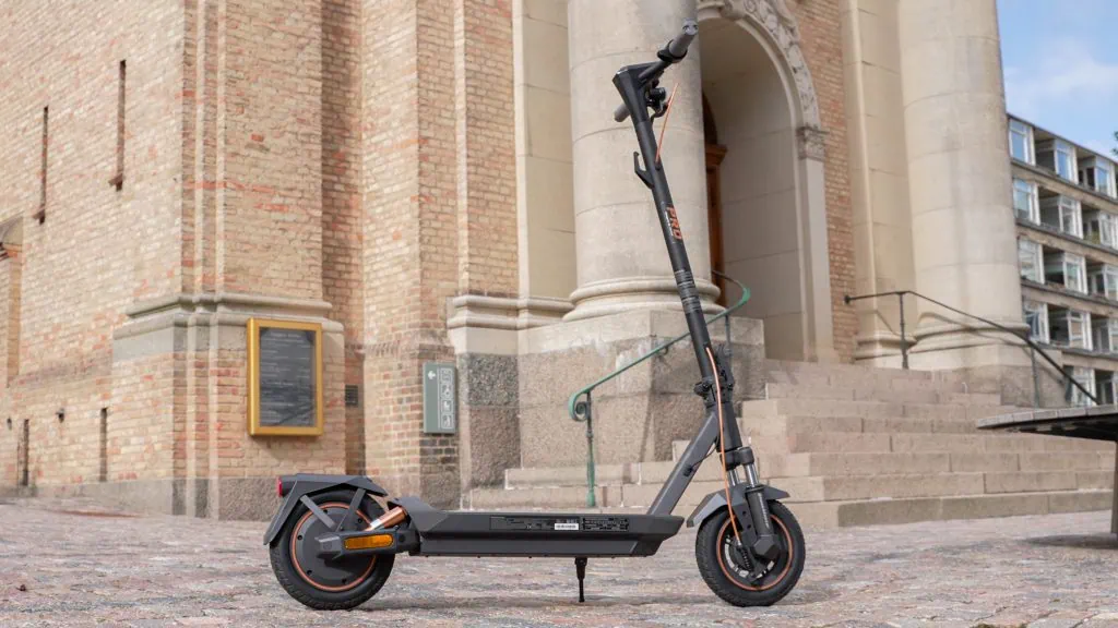 Navee GT3 Pro Review: The Best Budget Commuter Scooter 24 Navee GT3 Pro review
