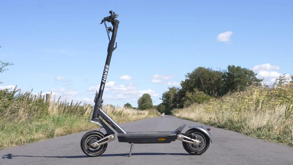 Navee ST3 Pro Review: The Most Complete Commuter Scooter? 28 Navee ST3 Pro electric scooter