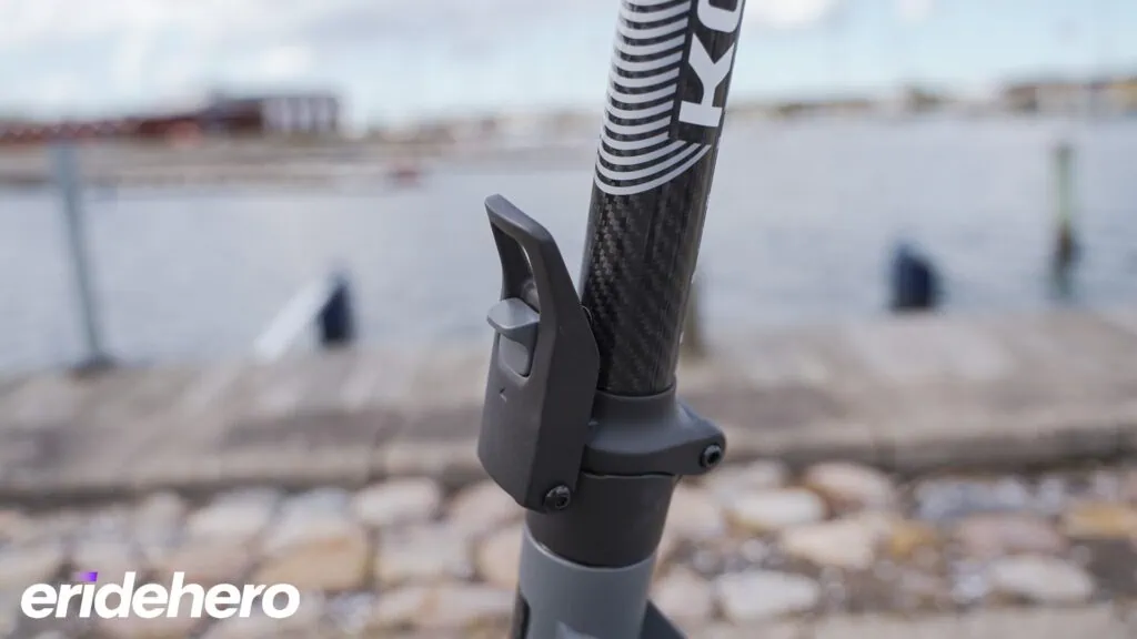 NIU KQi Air Review: The Holy Grail of Lightweight Scooters 43 NIU KQi Air folding mechanism