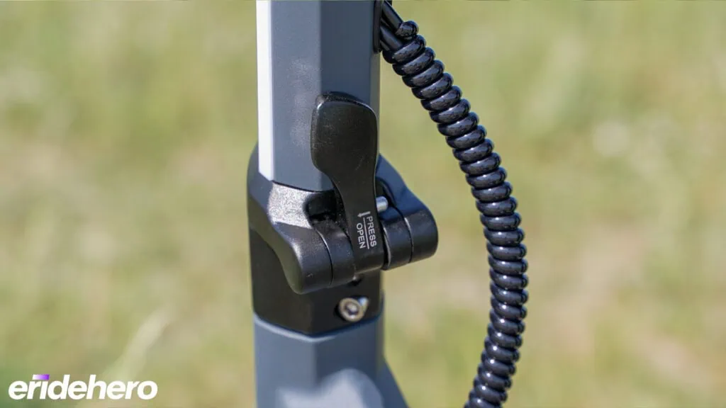 Punk Rider Pro Review: A New Mid-Range Champion? 29 Punk Rider Pro folding mechanism