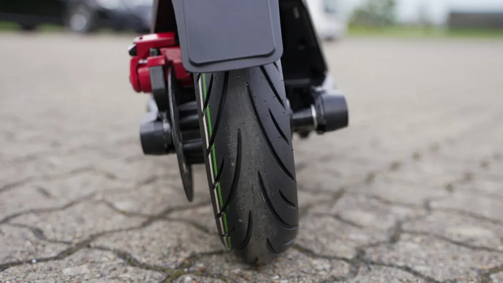 NIU KQi3 Max Review: Gold Standard of Commuter Scooters 50 rear tire of NIU KQi3 Max
