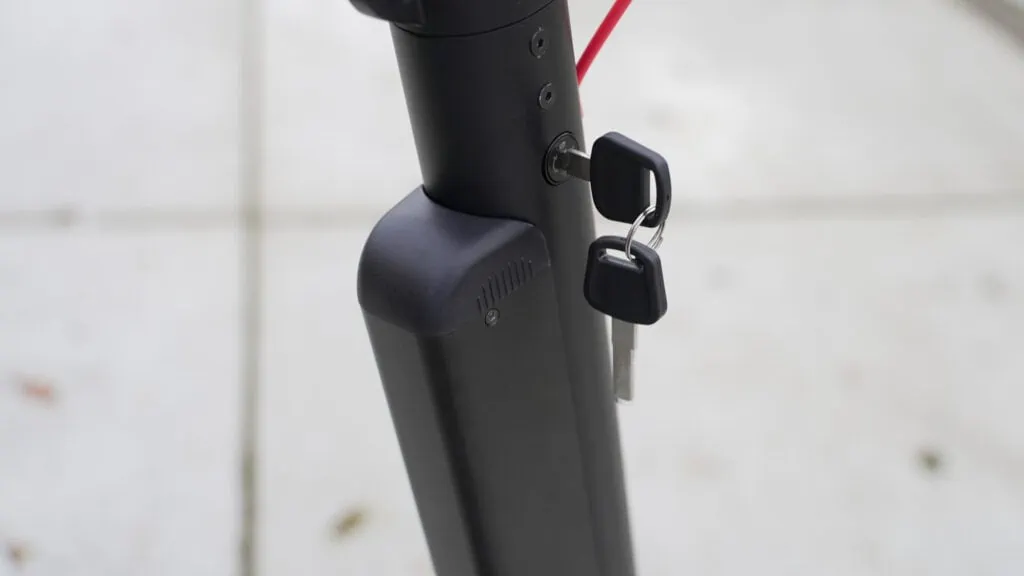 TurboAnt X7 Max Review: Portability & Performance at a Low Price 42 Turboant X7 Max battery