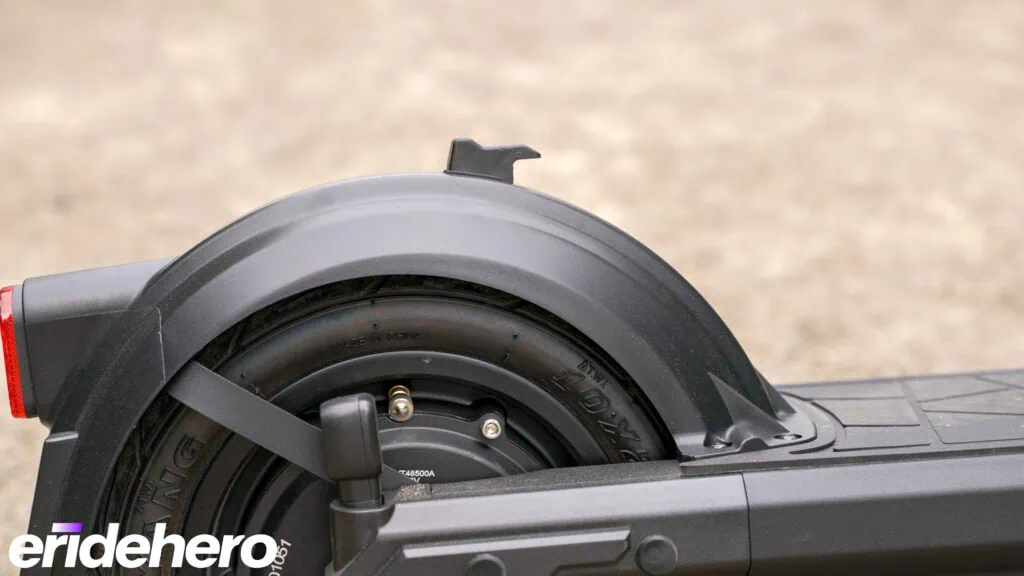 Vmax VX2 Pro Review: Longest Range under $1K 28 Vmax VX2 Pro fender latch