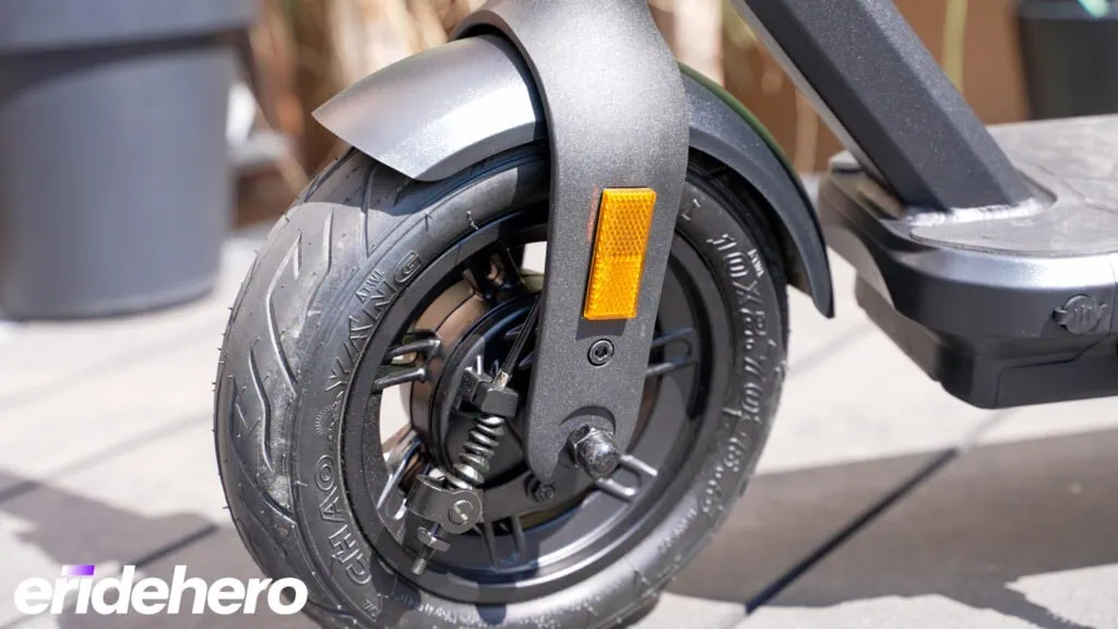 Vmax VX2 Pro Review: Longest Range under $1K 23 Vmax VX2 Pro front drum brake